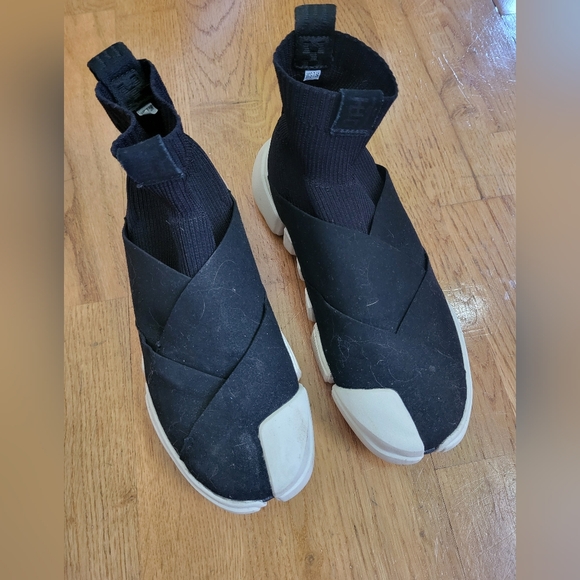 Li-Ning Essence 2 W's shoe - Picture 2 of 5